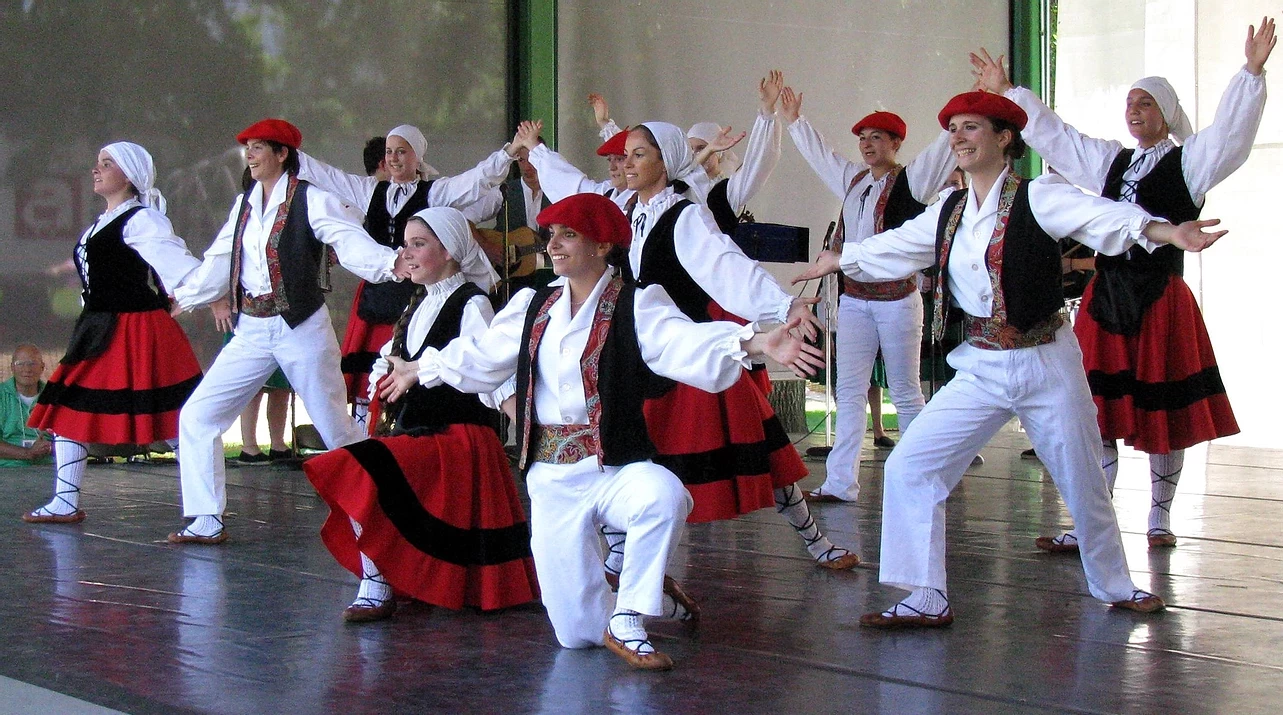 BALLETS BASQUE